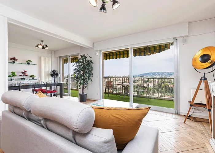 公寓 Loft Style 1 Bdr - Panoramic View Swimming Pool & Garage 昂蒂布