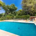 Loft Style 1 Bdr - Panoramic View Swimming Pool & Garage