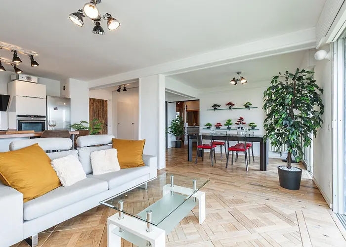 Loft Style 1 Bdr - Panoramic View Swimming Pool & Garage