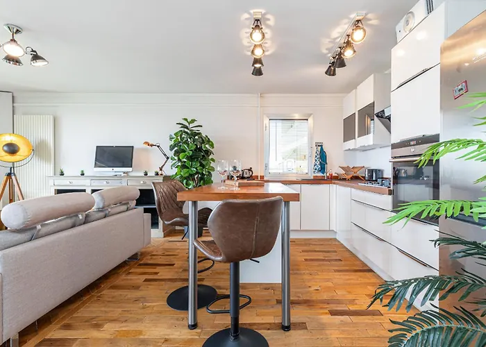 Loft Style 1 Bdr - Panoramic View Swimming Pool & Garage Appartement *