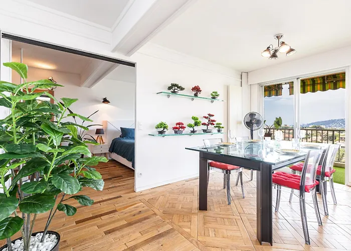 Loft Style 1 Bdr - Panoramic View Swimming Pool & Garage