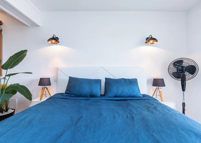 Loft Style 1 Bdr - Panoramic View Swimming Pool & Garage