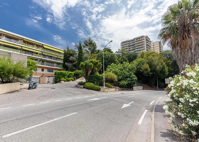 Loft Style 1 Bdr - Panoramic View Swimming Pool & Garage Antibes