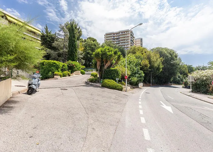 Loft Style 1 Bdr - Panoramic View Swimming Pool & Garage * Antibes